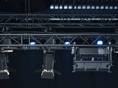 Lichttechnik mieten – Professionelle Beleuchtung für jede Location